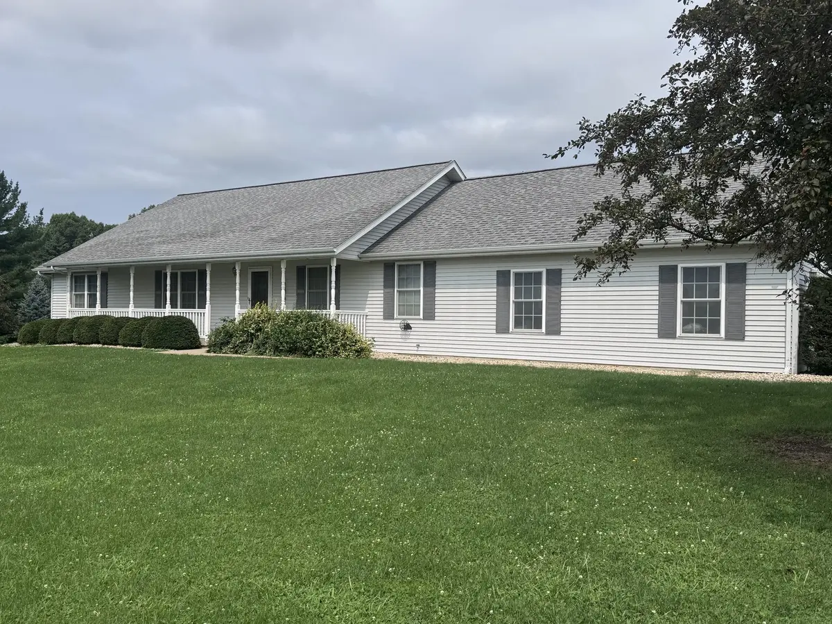 1380 N 1789th RD, Streator, IL 61364