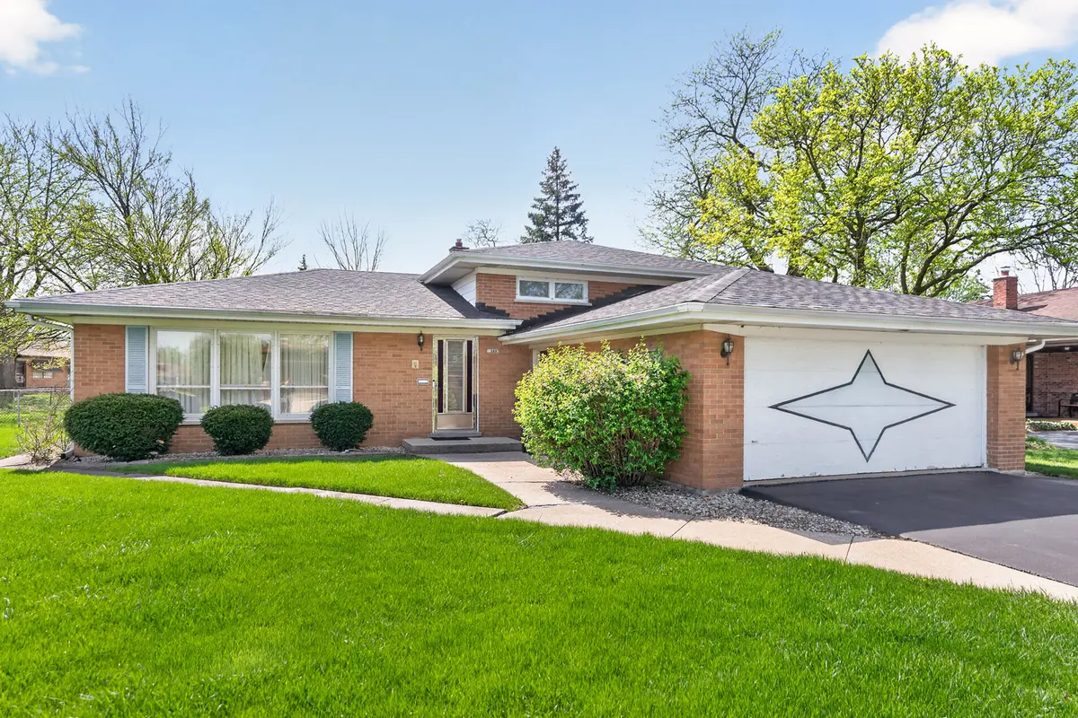 549 E 168th ST, South Holland, IL 60473