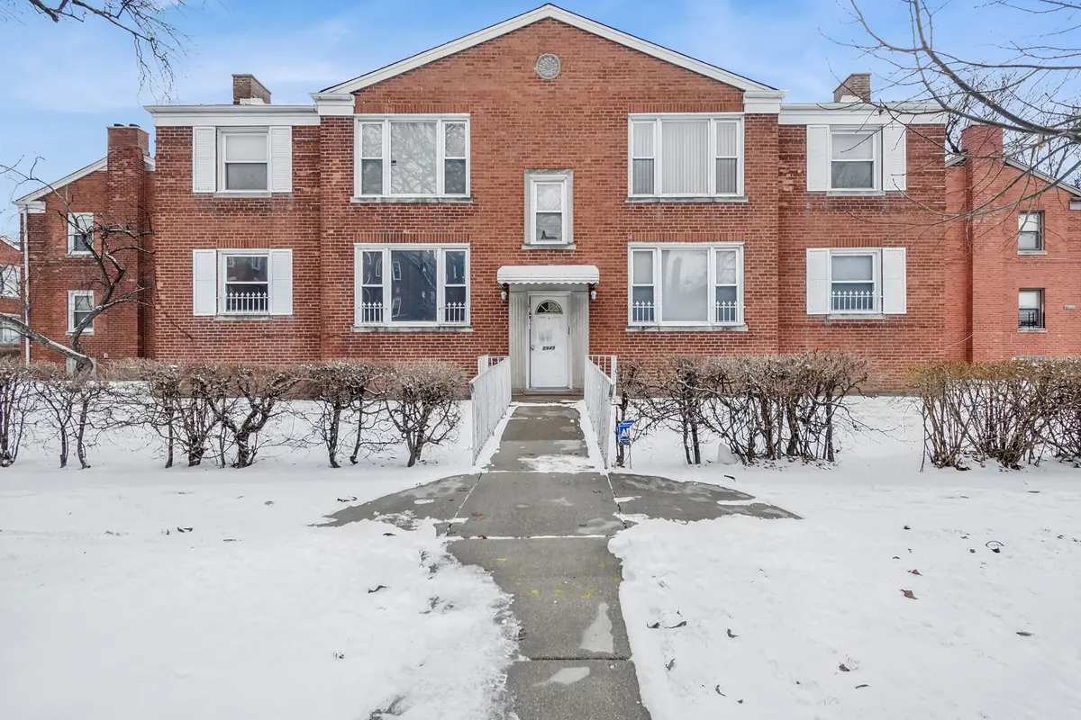 8949 S Blackstone AVE #1N, Chicago, IL 60619