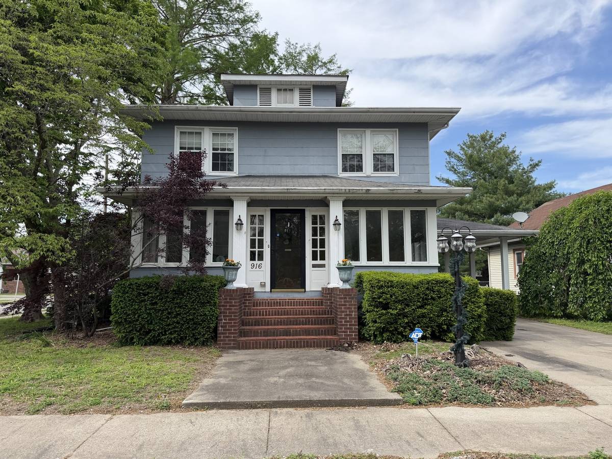 916 Illinois AVE, Murphysboro, IL 62966