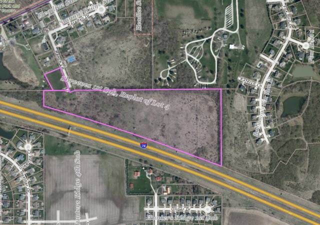 205 S Ranch LN, Mahomet, IL 61853