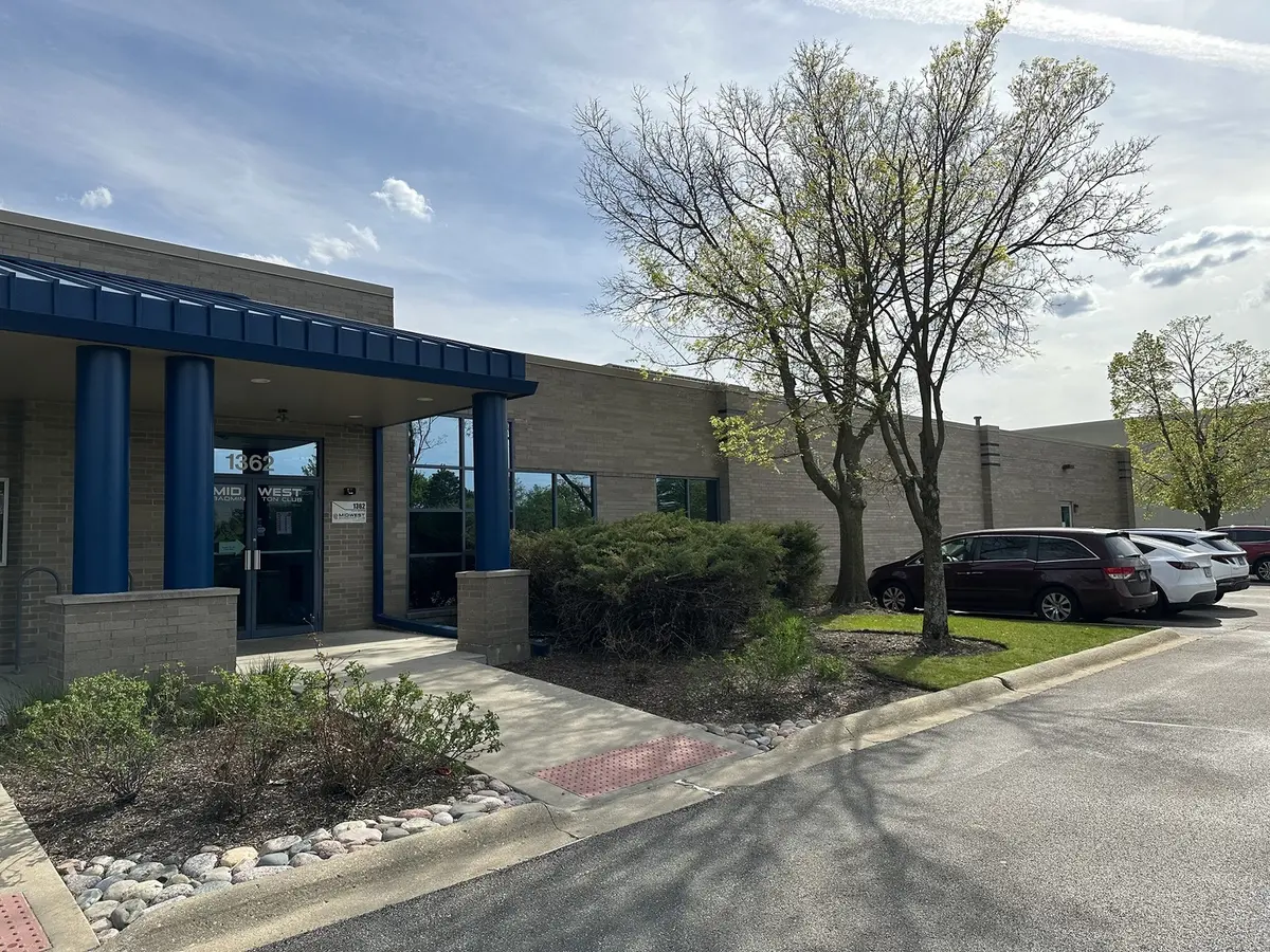 1362 Barclay BLVD, Buffalo Grove, IL 60089