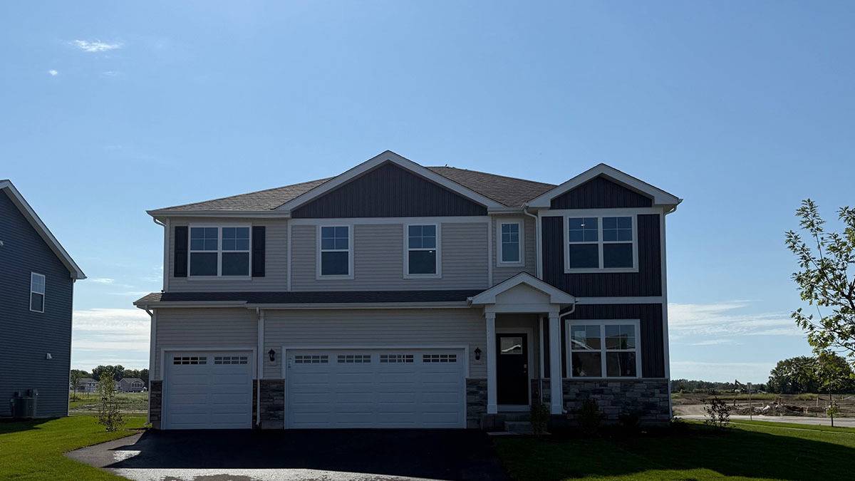 2314 Hirsch RD, Oswego, IL 60543