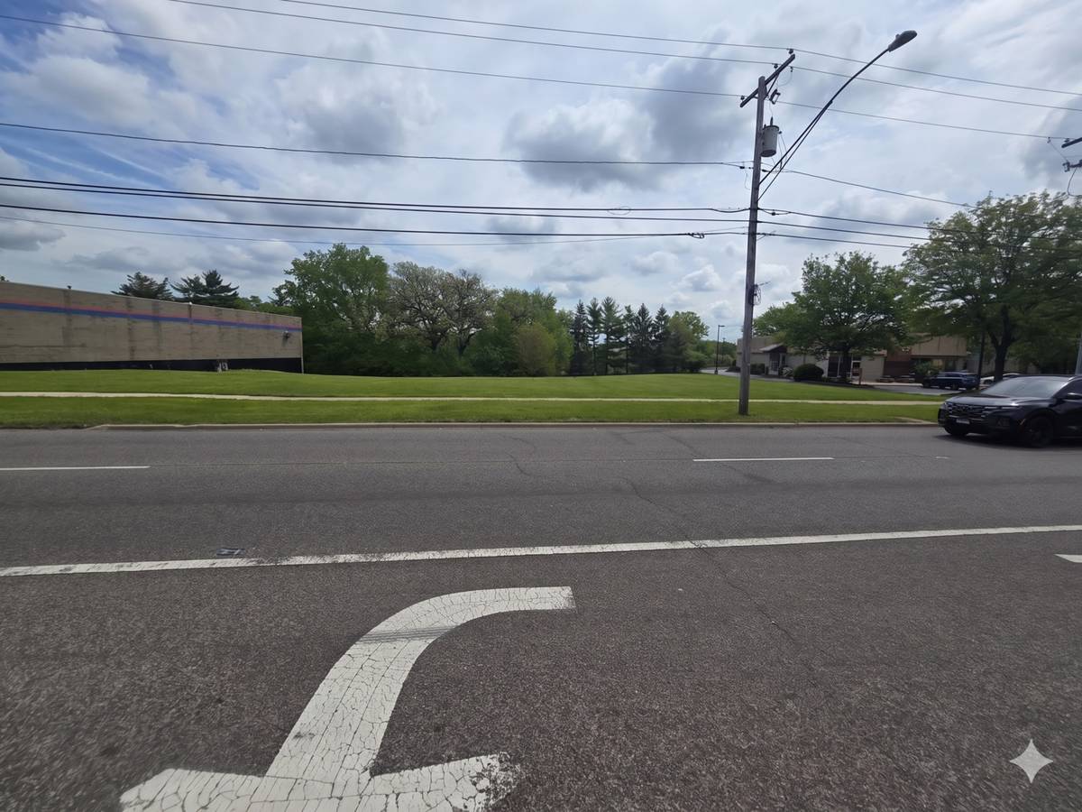 403-405 S Lincolnway ST, North Aurora, IL 60542