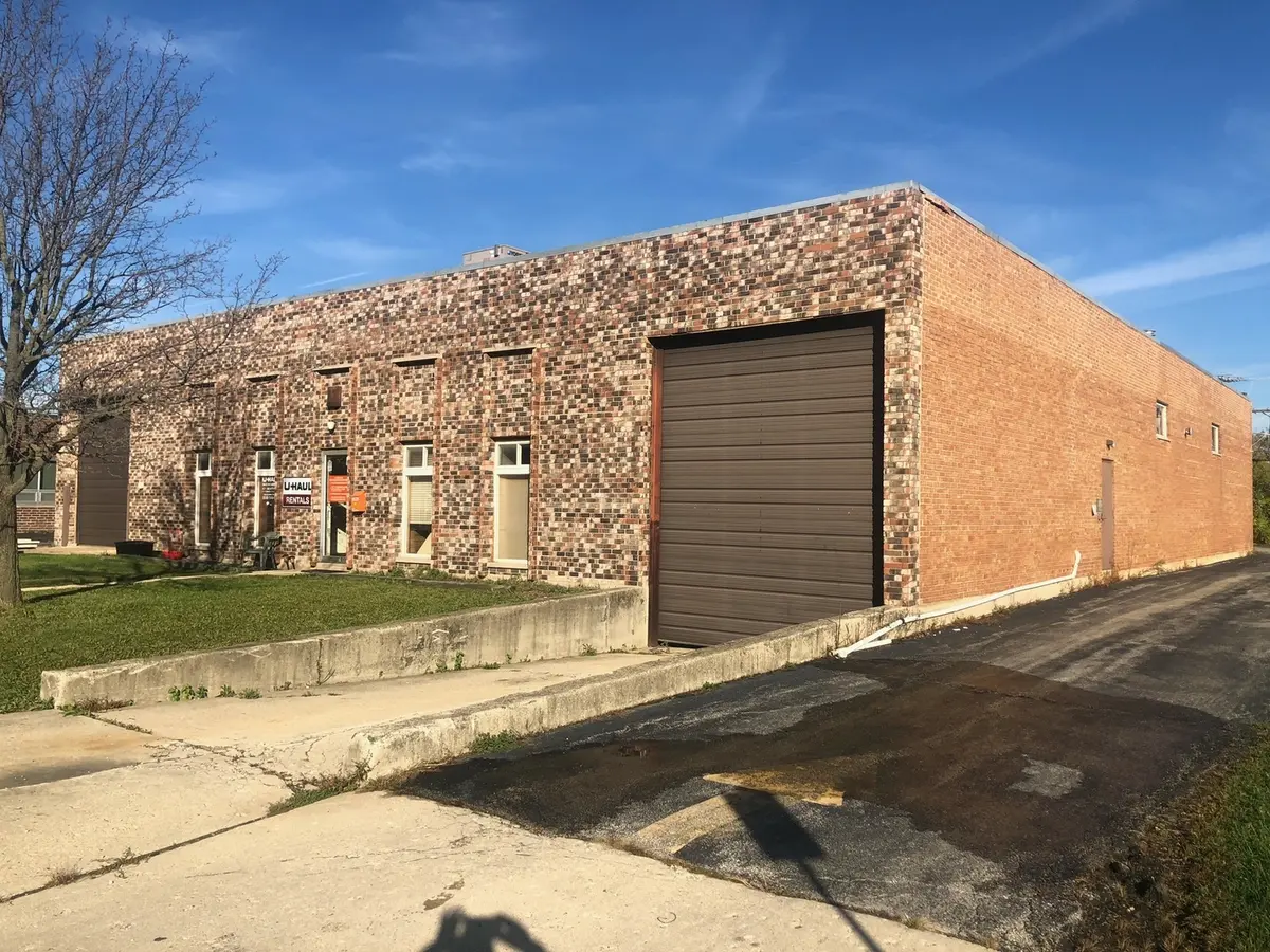 1706 W Armitage CT, Addison, IL 60101