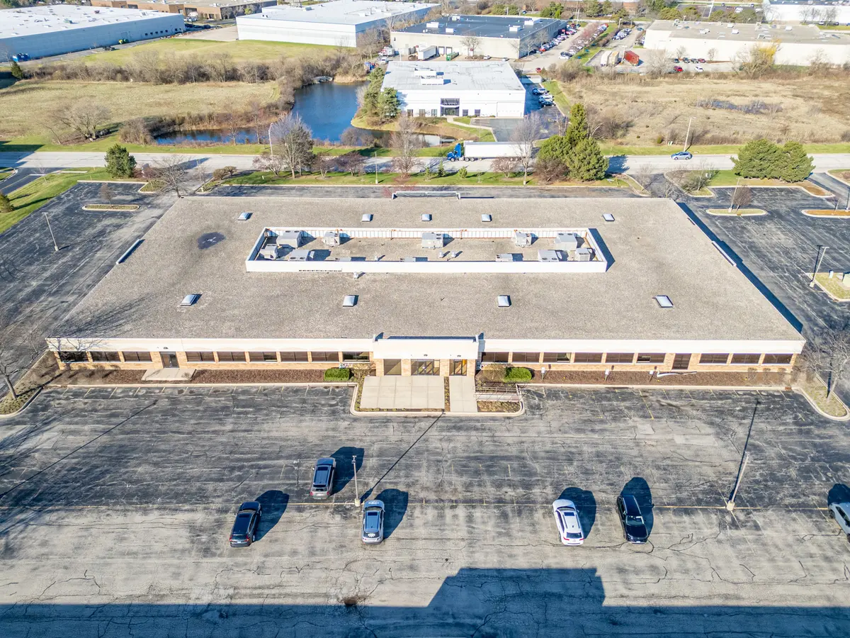 1025 Tri State Pkwy, Gurnee, IL 60031
