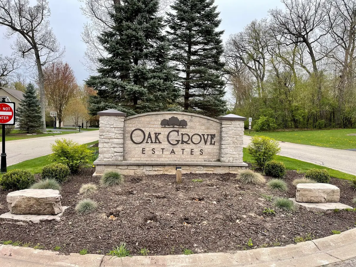 3415 Thunderbird LN, Prairie Grove, IL 60012