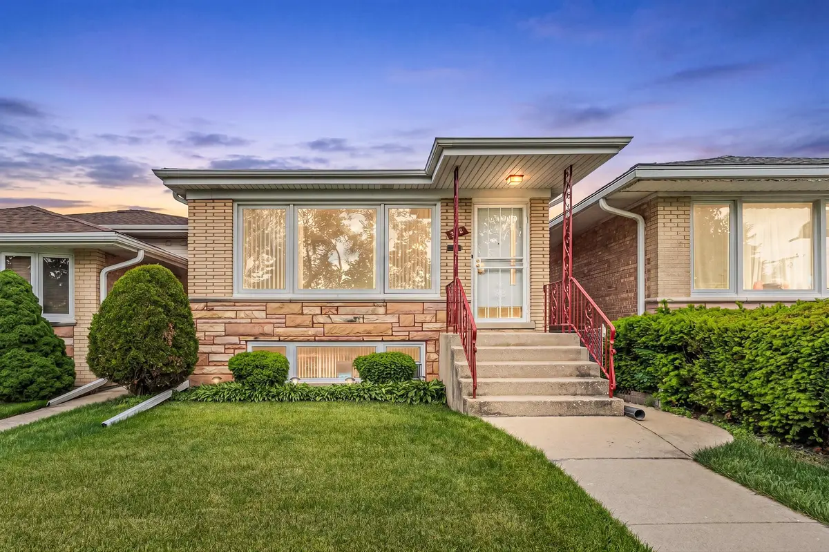 5119 N Oriole AVE, Harwood Heights, IL 60706