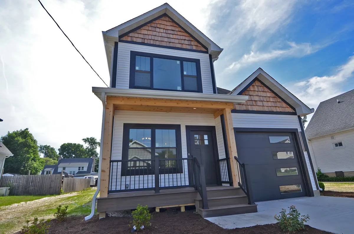 414 2nd AVE, Ottawa, IL 61350