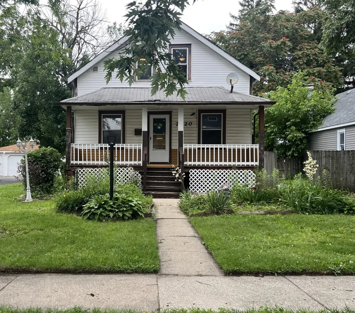 2520 183rd ST, Lansing, IL 60438
