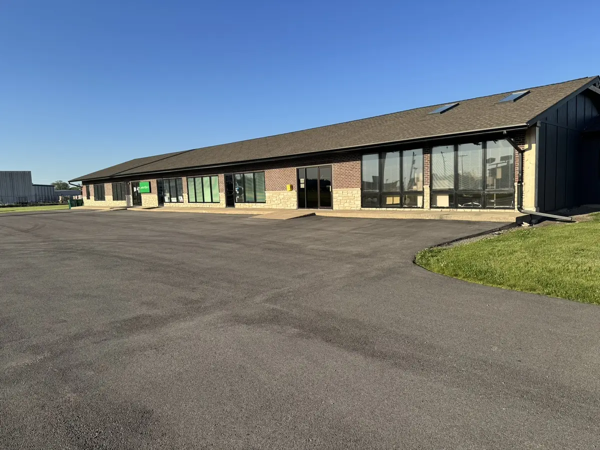 410 E Stevenson RD, Ottawa, IL 61350
