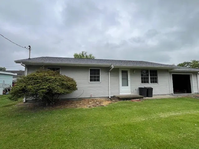 717 N 21st ST, Herrin, IL 62948