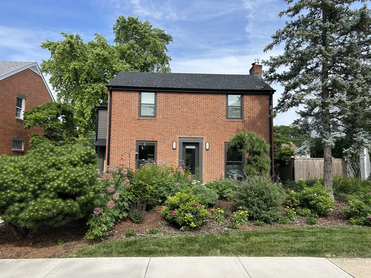 1639 N 77th CT, Elmwood Park, IL 60707