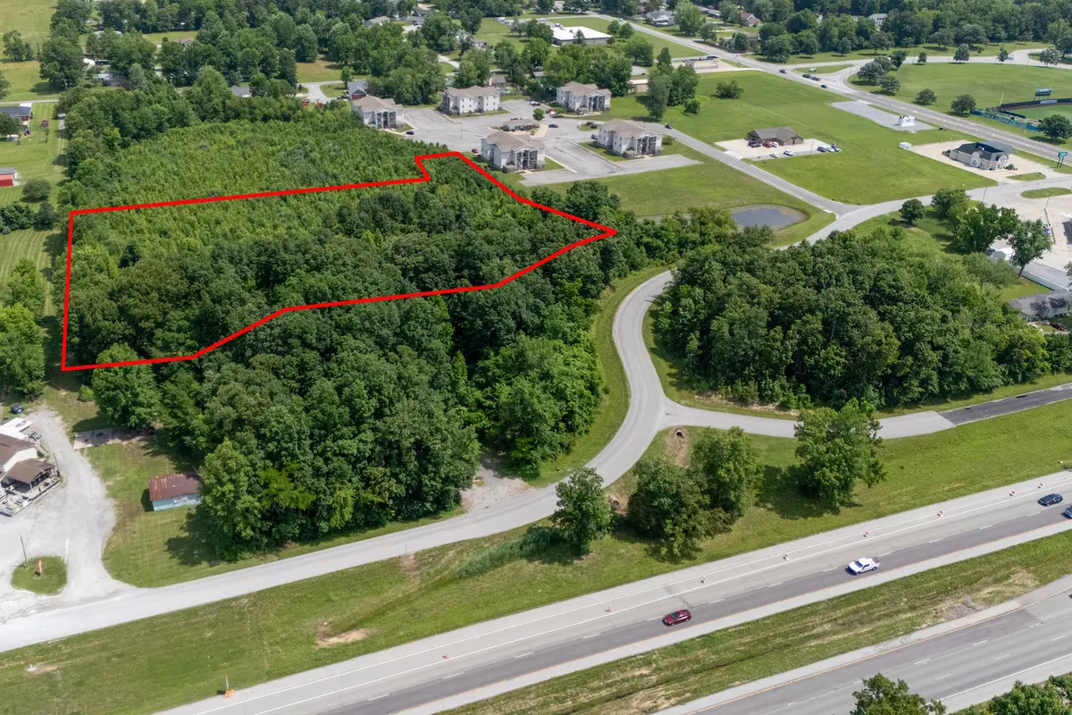 1120 Pin Oak DR, Carterville, IL 62918