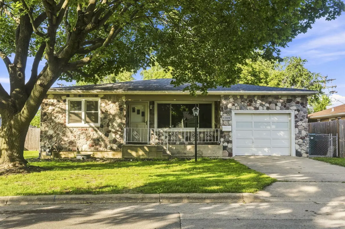 1209 Colorado AVE, Joliet, IL 60435
