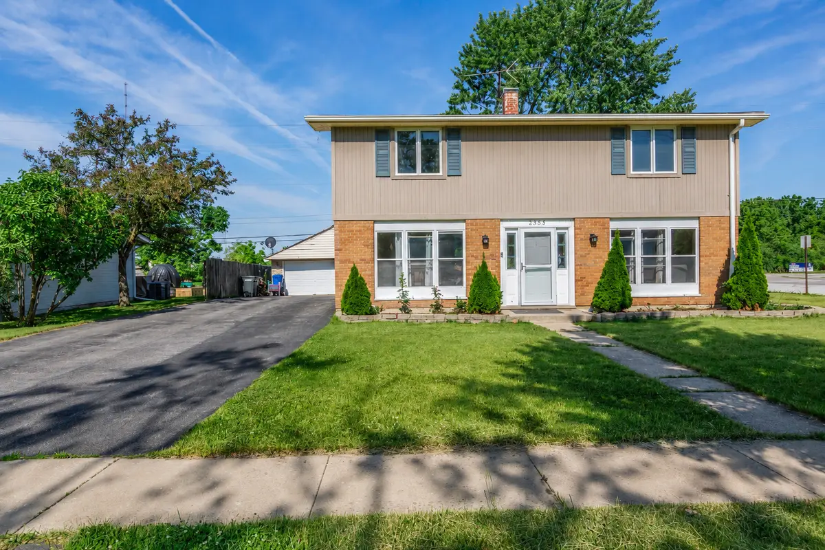 19314 Beechnut DR, Mokena, IL 60448