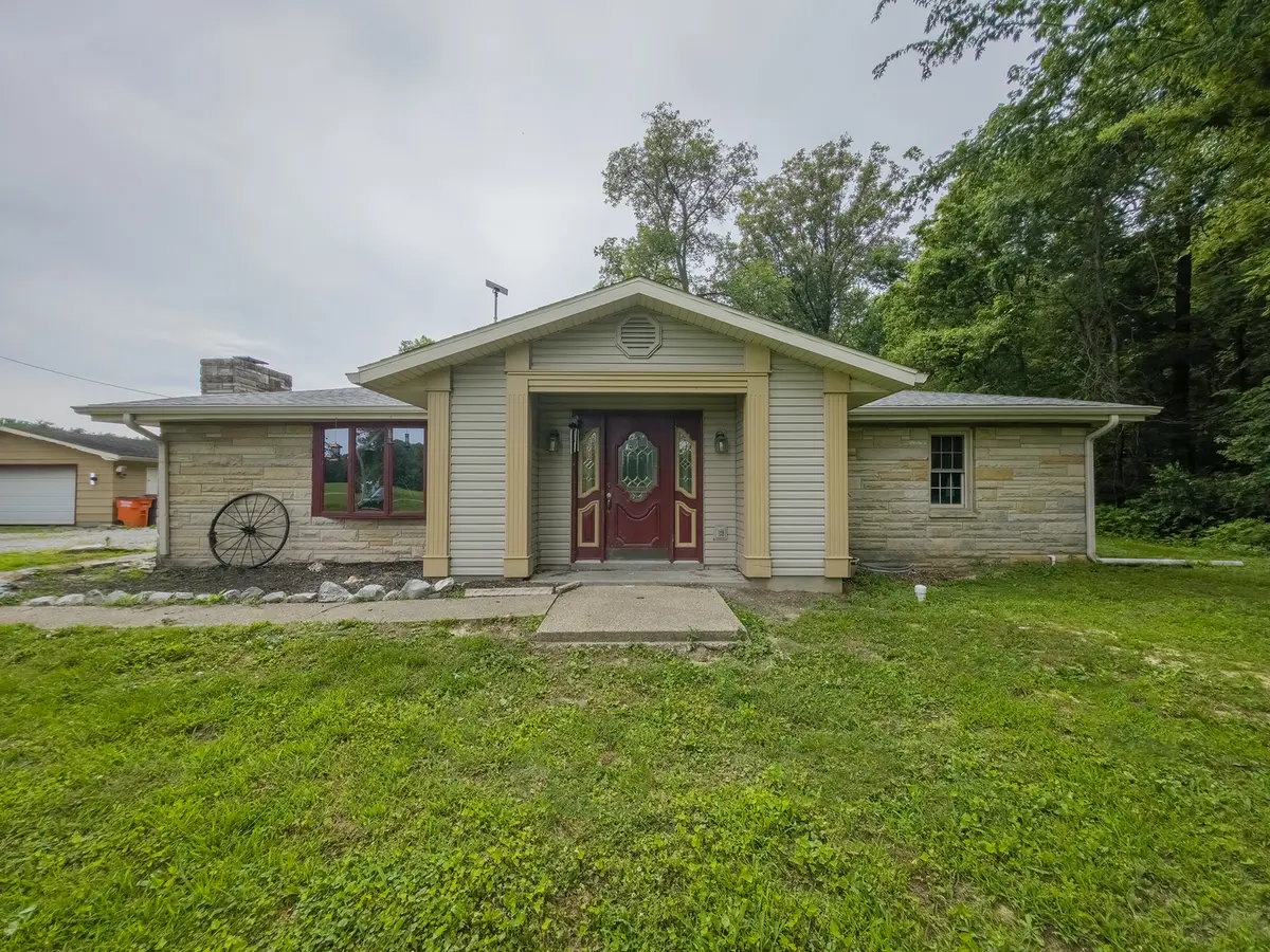4657 Bridgeport RD, Bridgeport, IL 62417