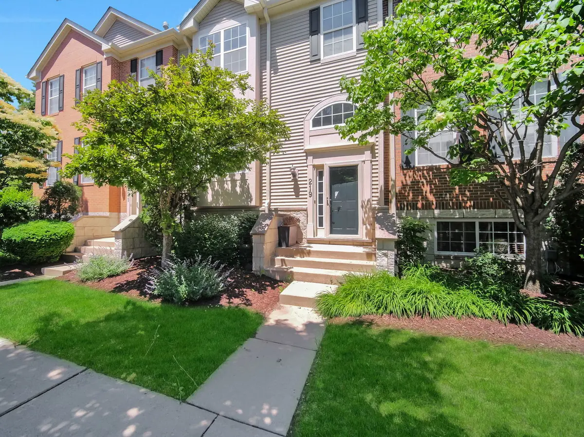 219 Willow BLVD #1202B, Willow Springs, IL 60480