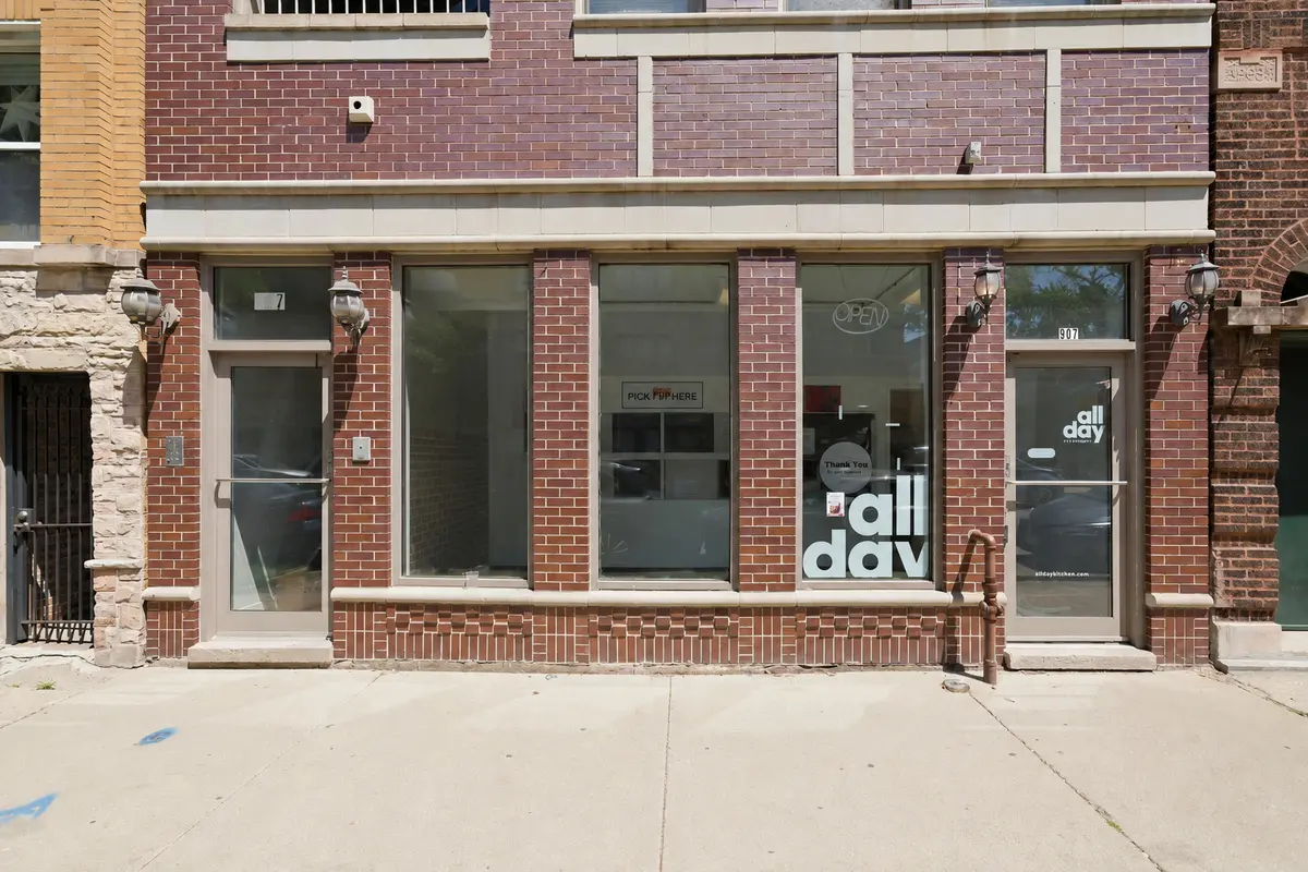 907 N DAMEN AVE #101, Chicago, IL 60622