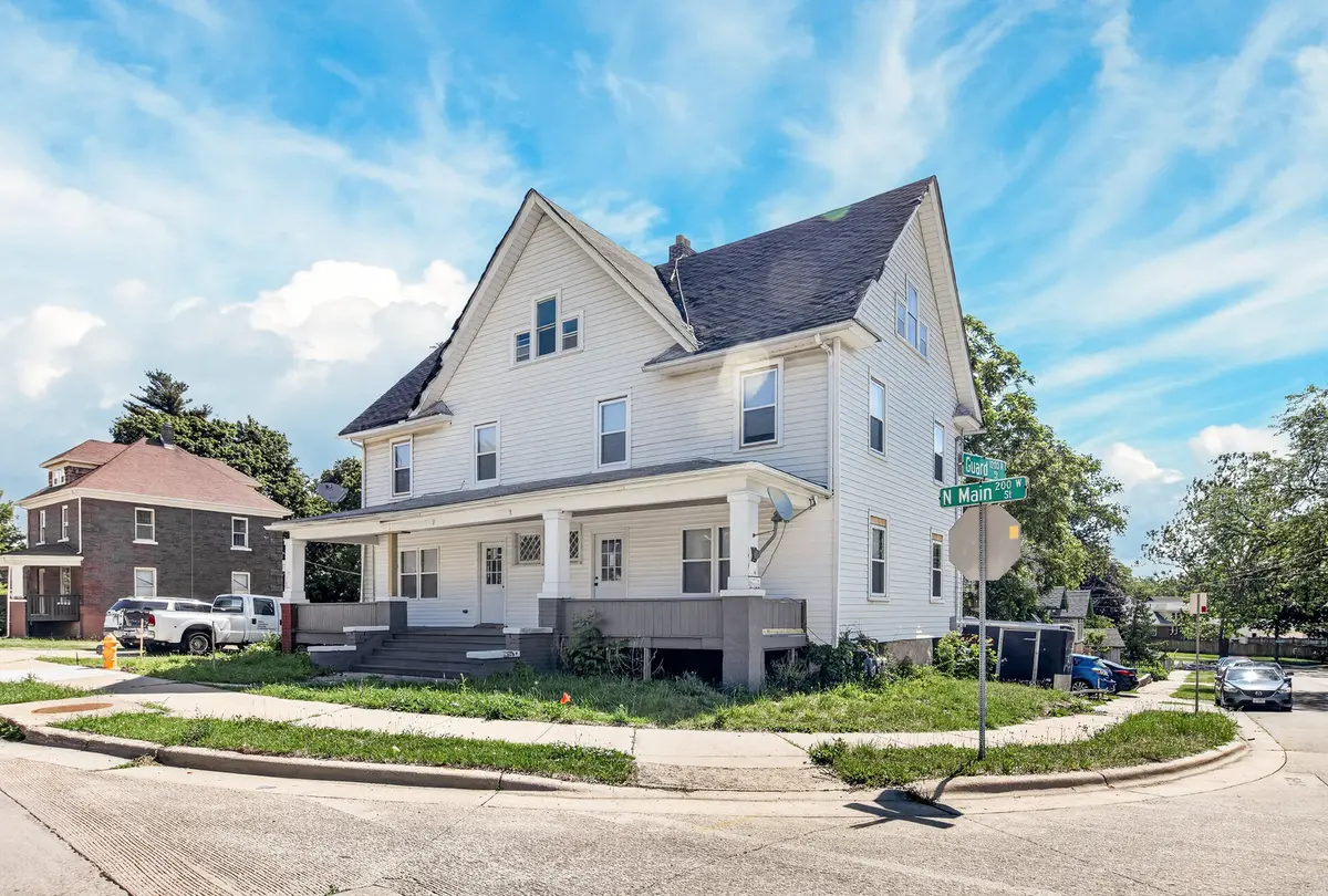 1231 N Main ST, Rockford, IL 61103