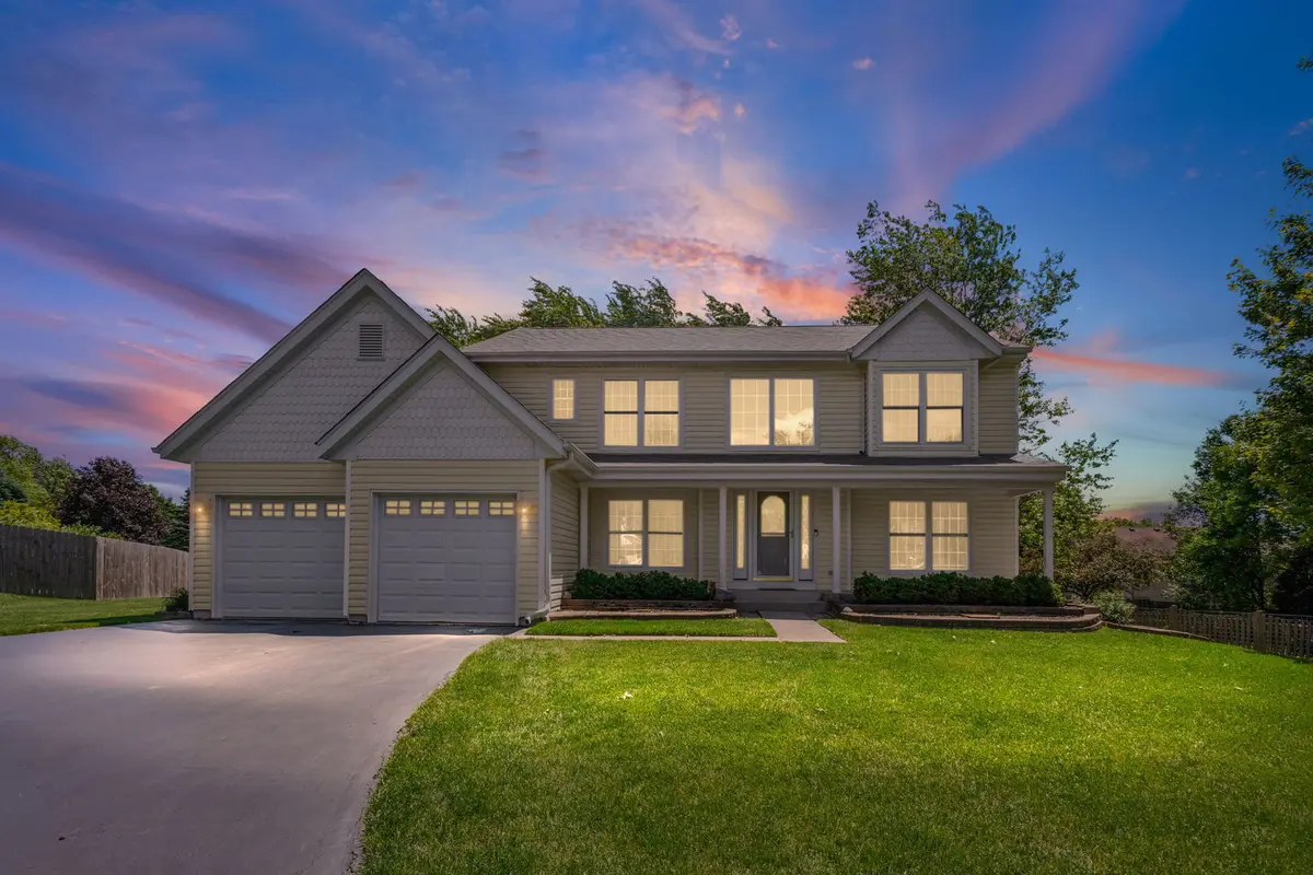 129 Knobb Hill LN, Gurnee, IL 60031