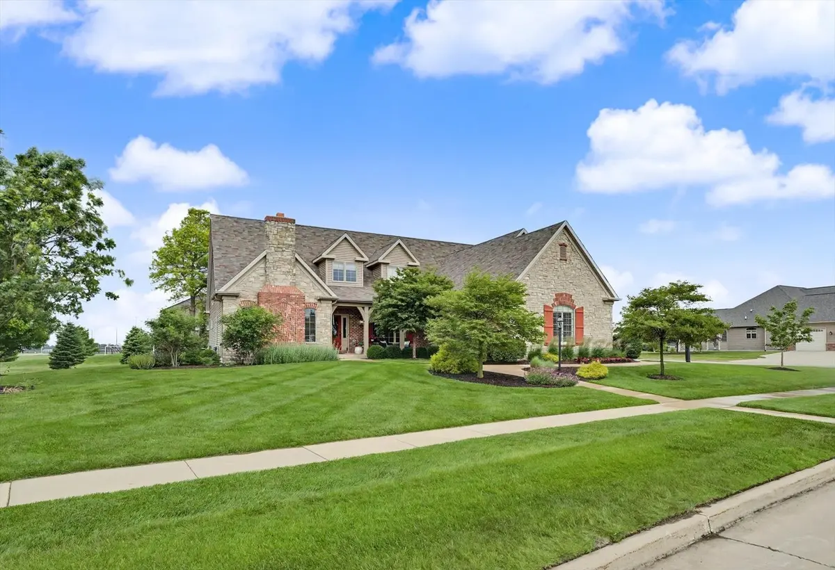 1301 English Oak DR, Champaign, IL 61822