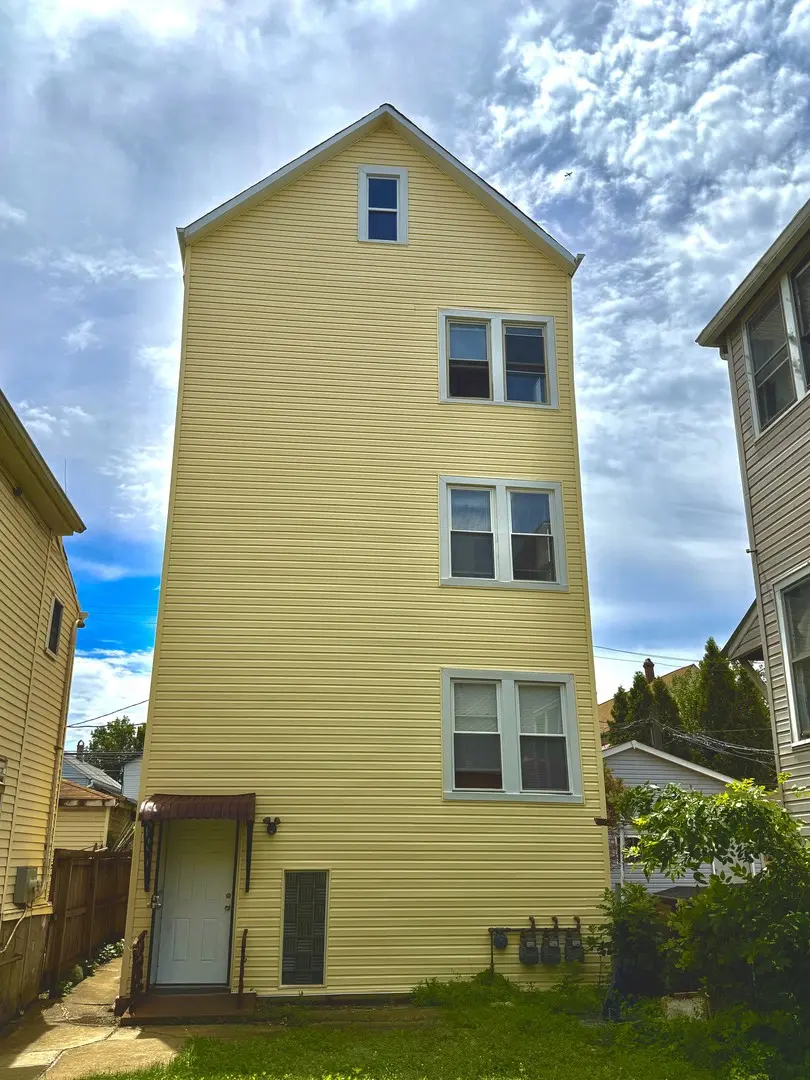 937 W 33rd PL #3F, Chicago, IL 60608