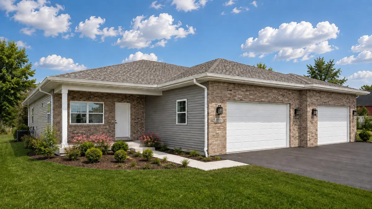 810 Heritage Woods DR, Minooka, IL 60447