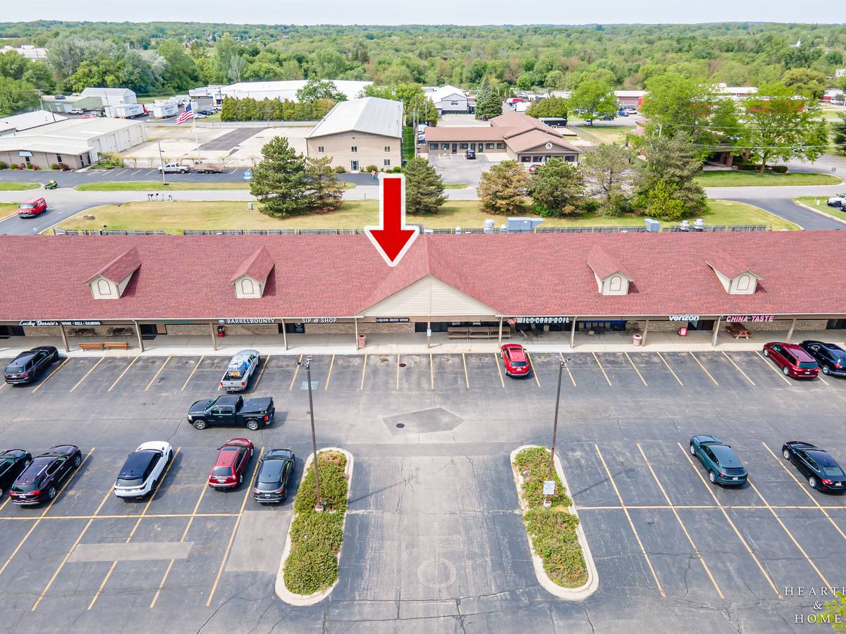 2450 N US Highway 12 #H, Spring Grove, IL 60081