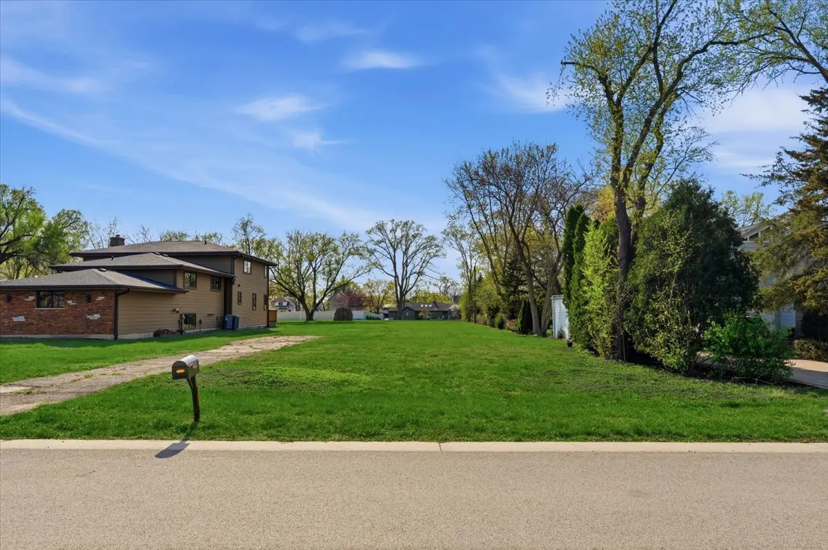 462 S WARREN AVE, Palatine, IL 60074