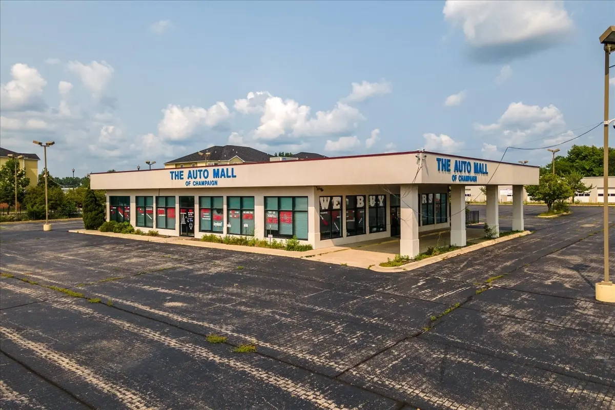1910 Moreland BLVD, Champaign, IL 61822