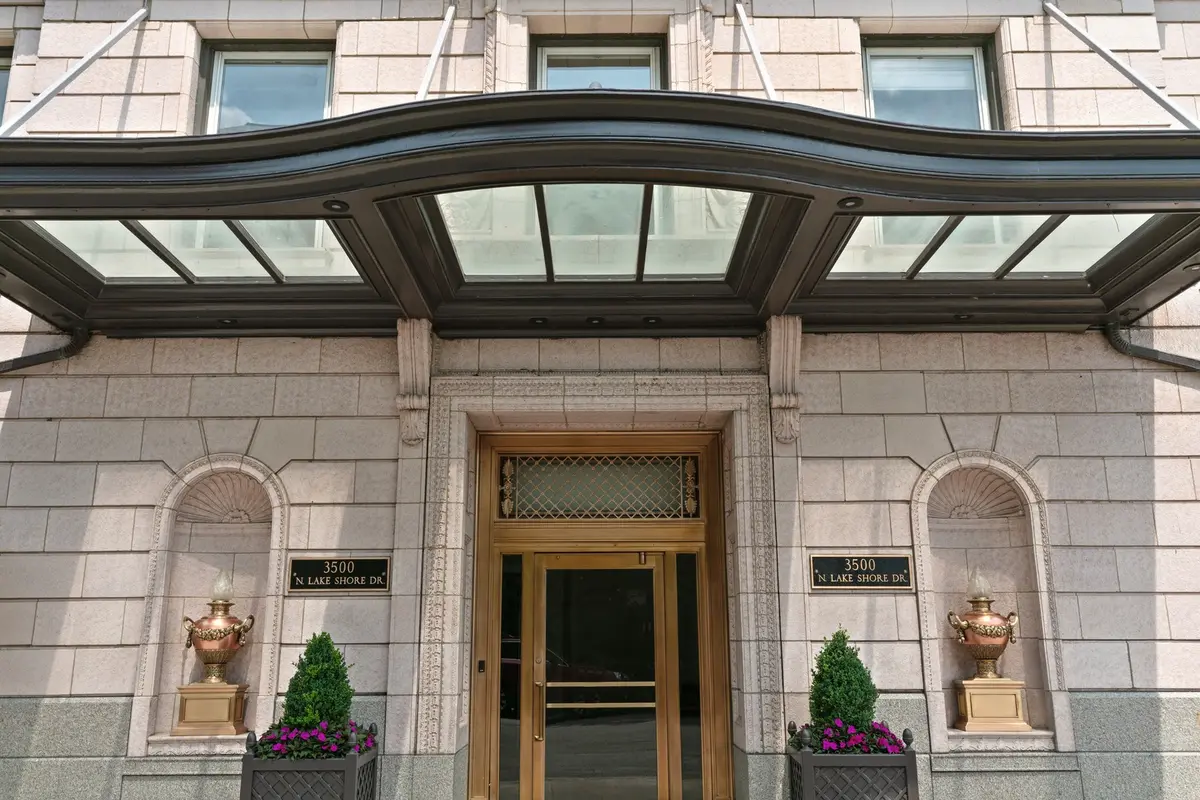 3500 N Lake Shore DR #3C, Chicago, IL 60657