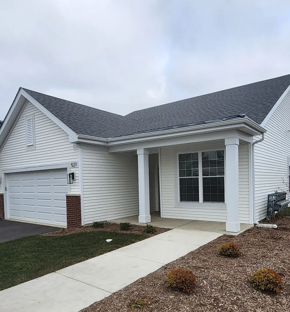 279 Dorset AVE, Oswego, IL 60543