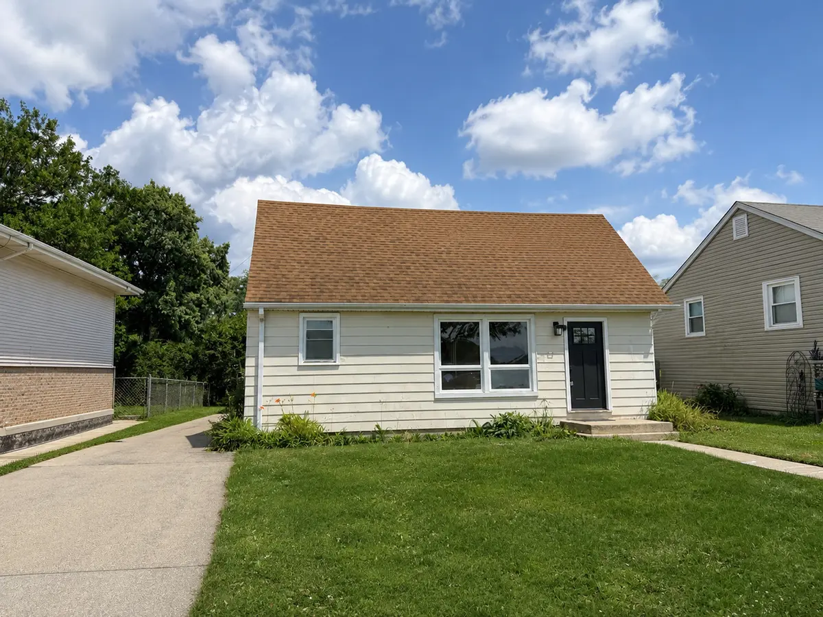 3807 N Williams ST, Westmont, IL 60559