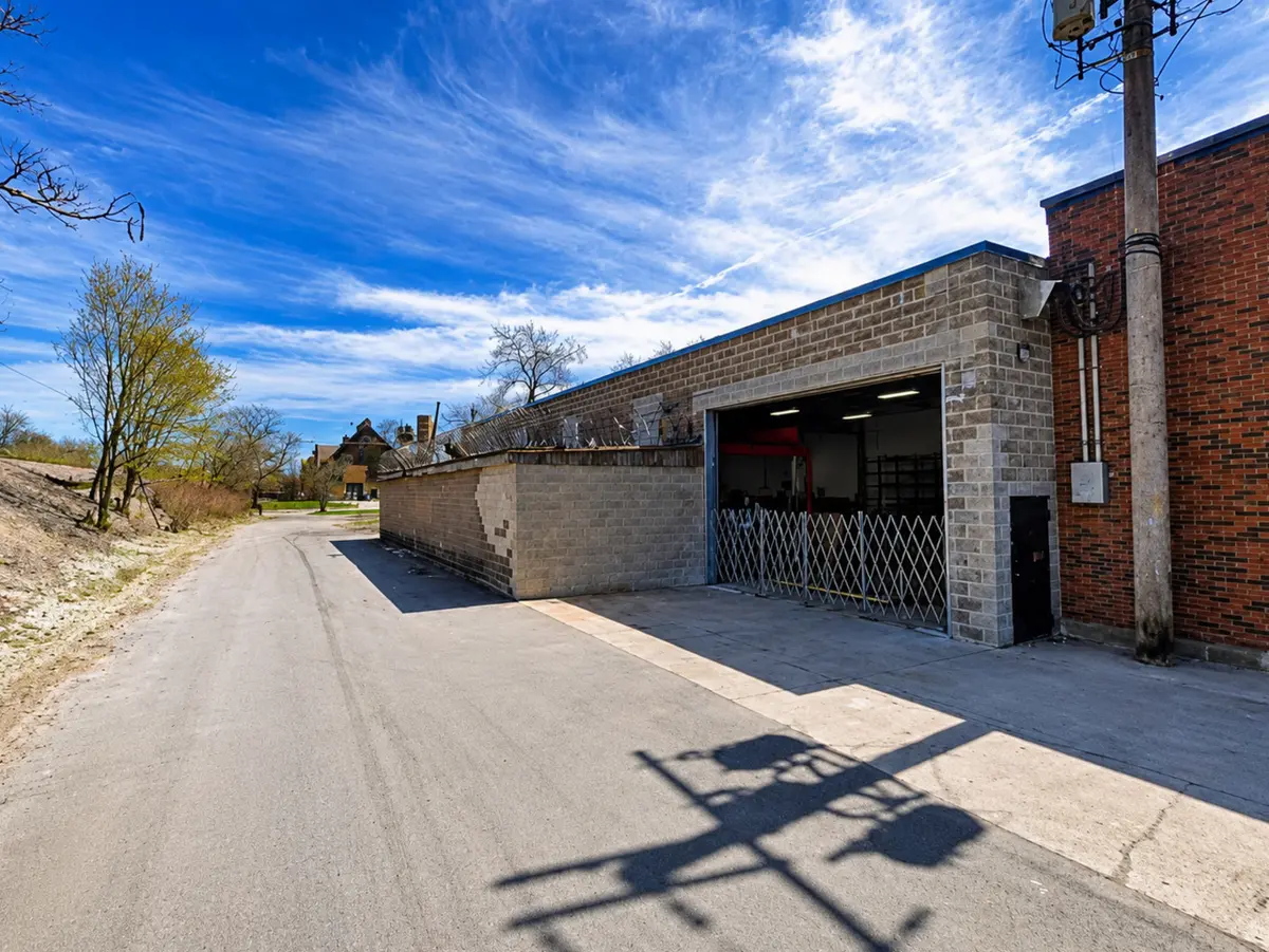 385 N Avers AVE, Chicago, IL 60624