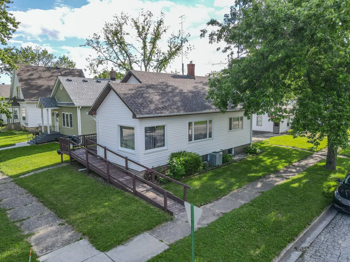 197 N Cleveland AVE, Bradley, IL 60915