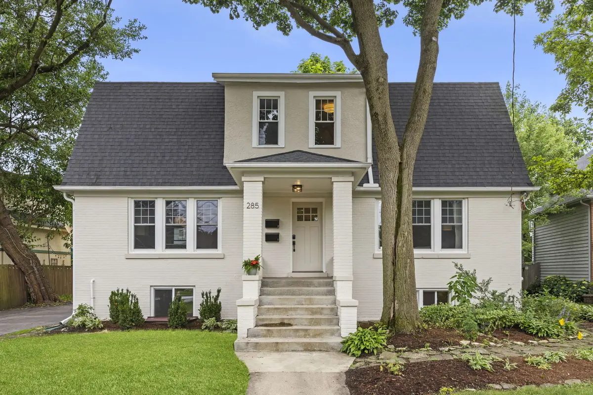 285 Hill AVE #1, Glen Ellyn, IL 60137
