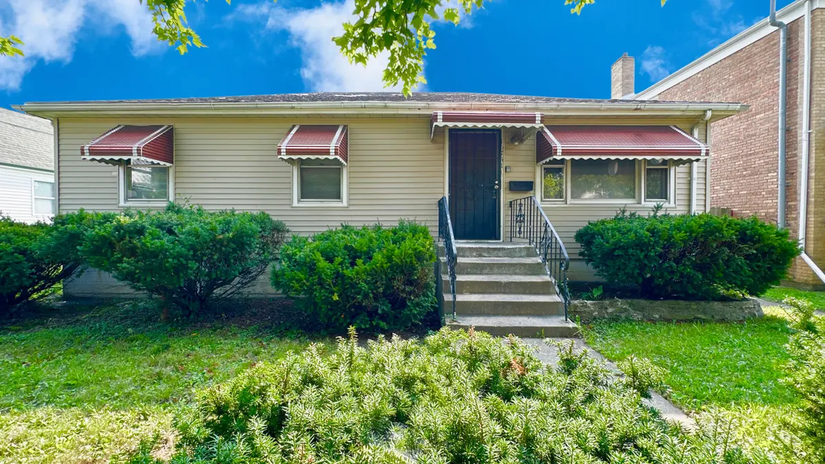 15741 Finch AVE, Harvey, IL 60426