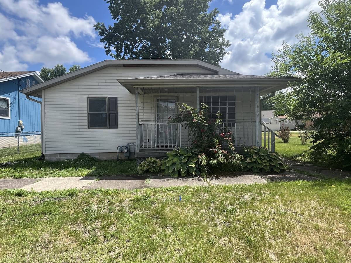 1014 Walnut ST, Ottawa, IL 61350