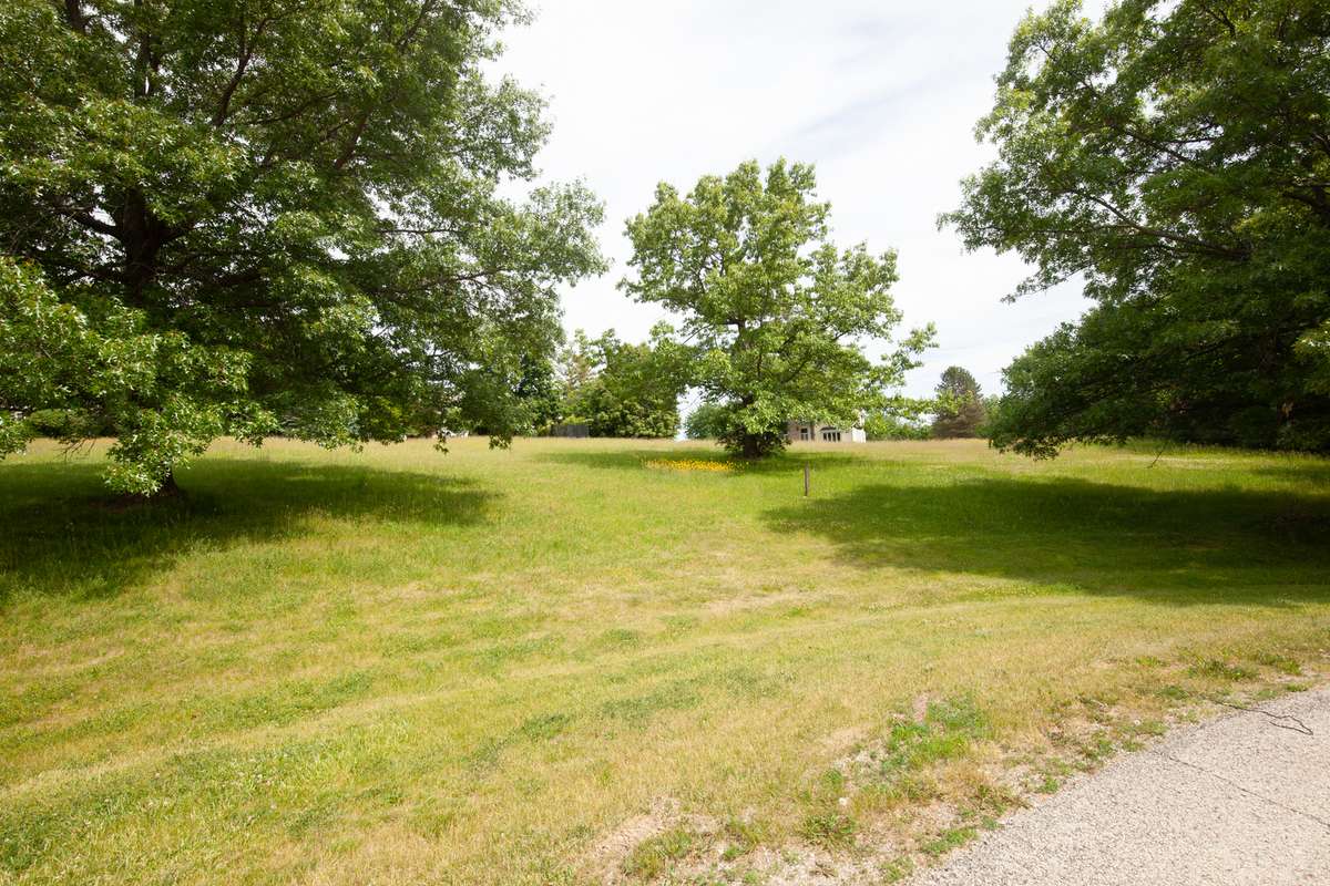 2905 Fox Knoll CT, Mchenry, IL 60051