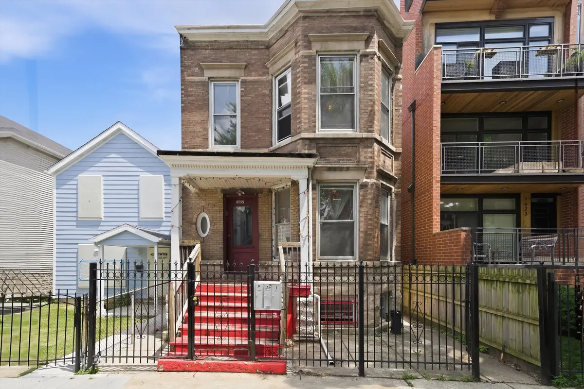 1627 N Washtenaw AVE, Chicago, IL 60647