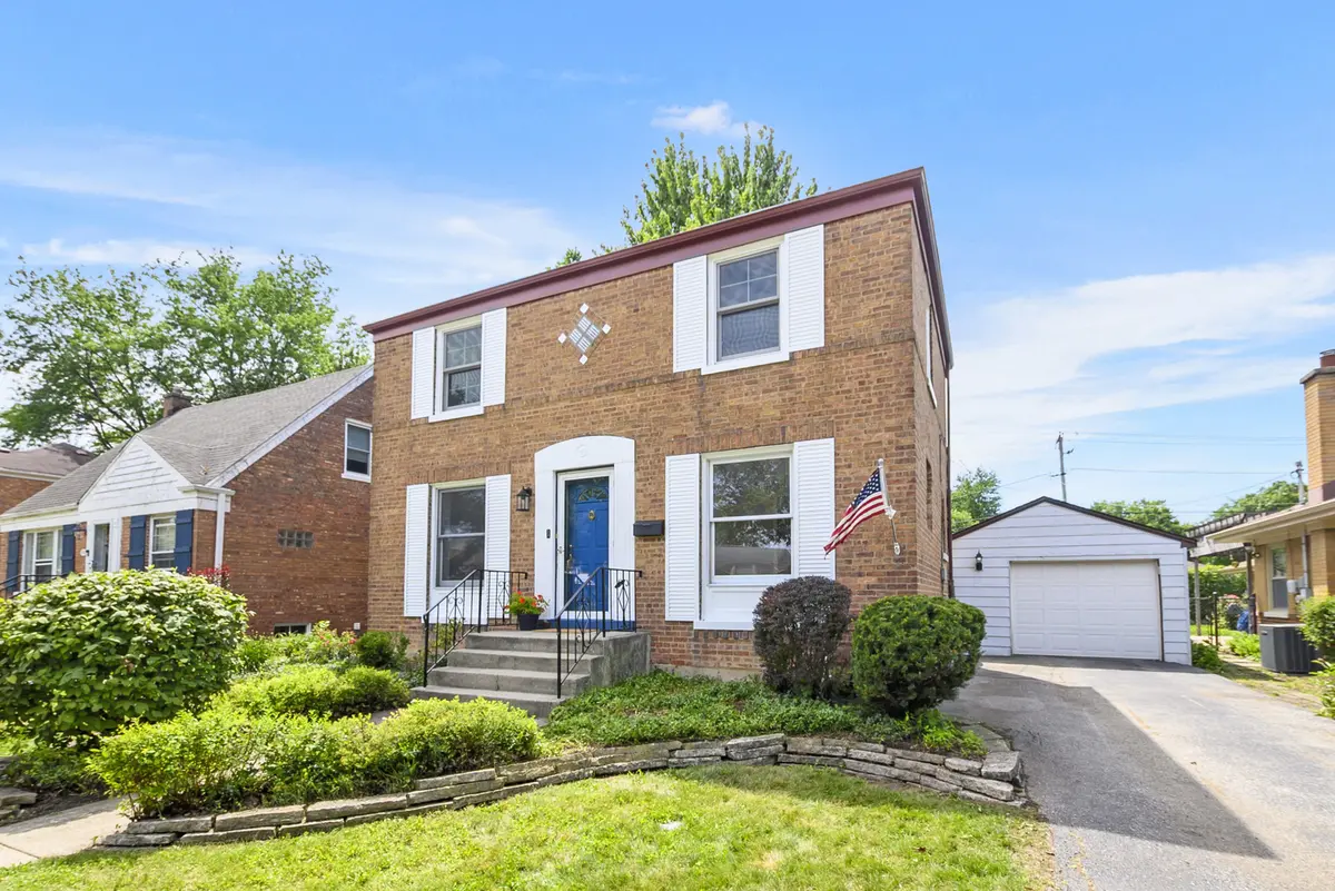 1240 Cleveland AVE, La Grange Park, IL 60526