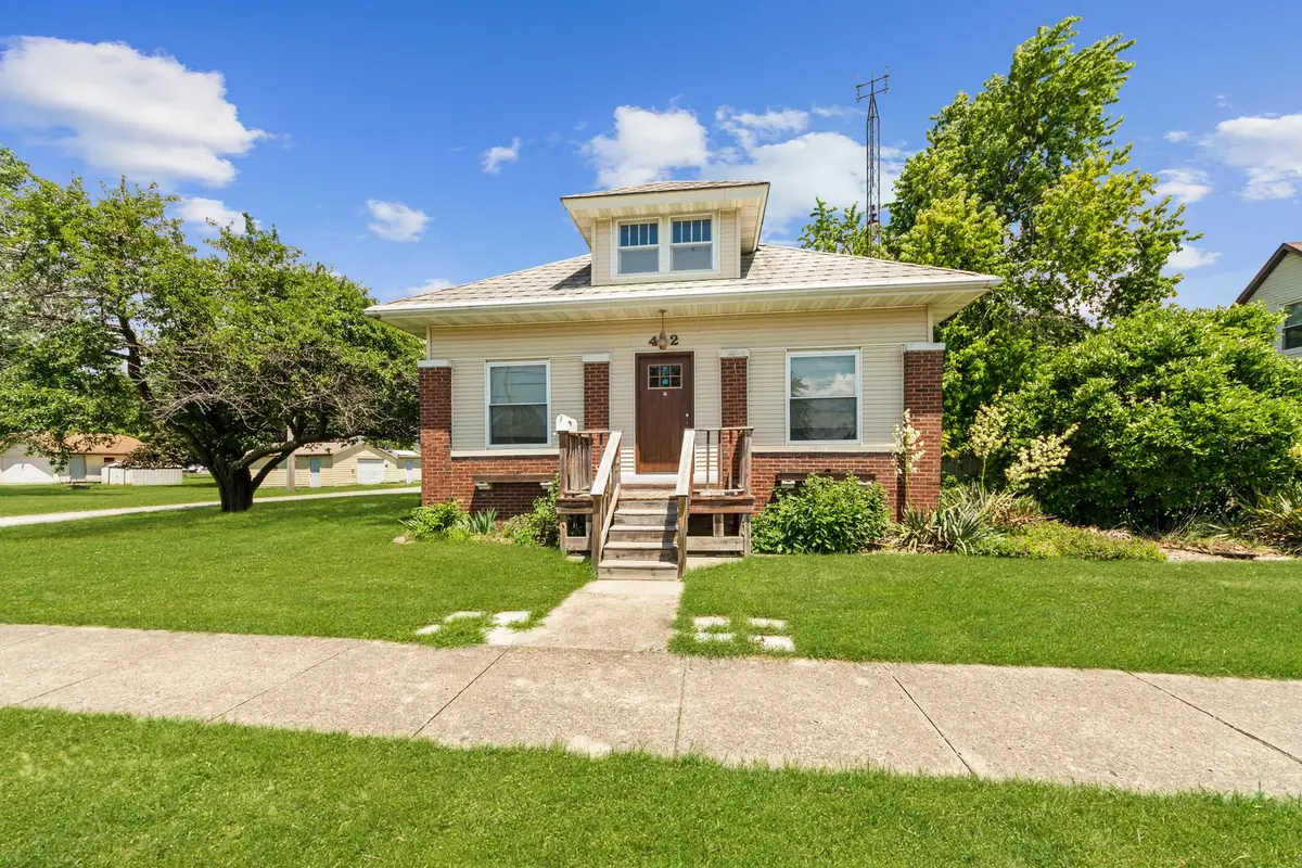 412 W Fifth ST, Minonk, IL 61760