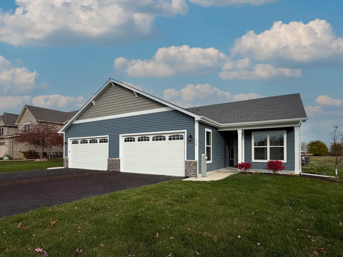 166 S Llanos ST, Cortland, IL 60112