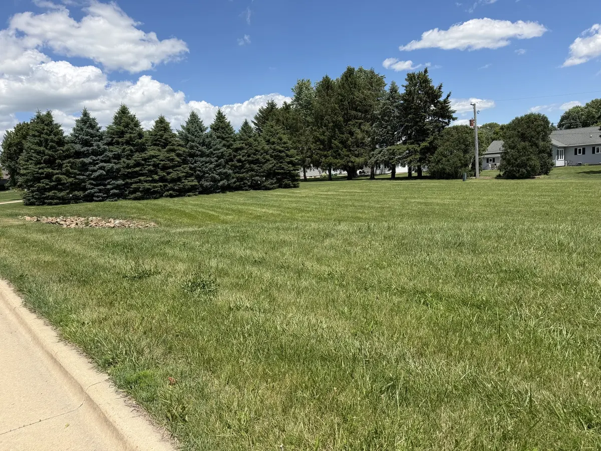 000 West Lawn AVE, Mendota, IL 61342
