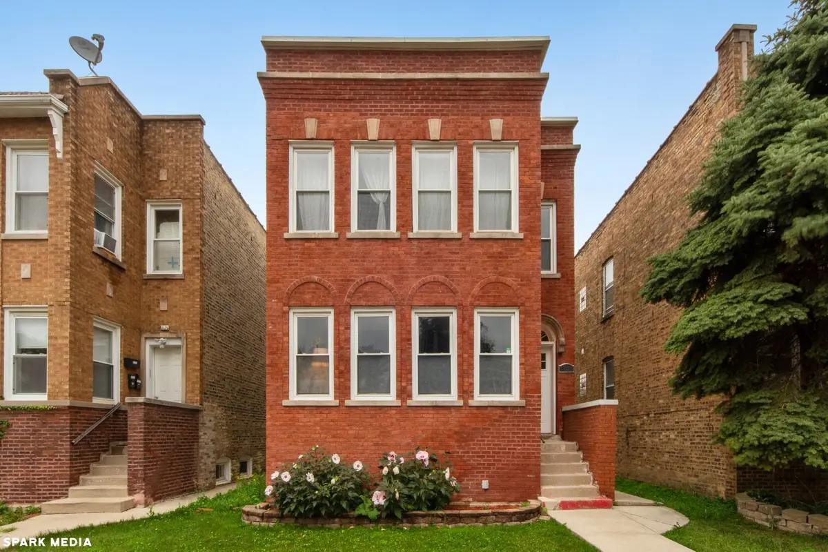 1621 N Mcvicker AVE #1, Chicago, IL 60639
