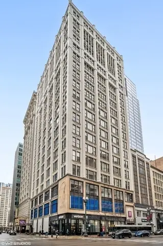 8 W Monroe ST #902, Chicago, IL 60603