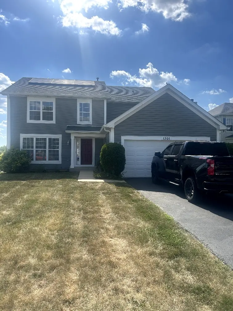 1301 Burns CT, Minooka, IL 60447