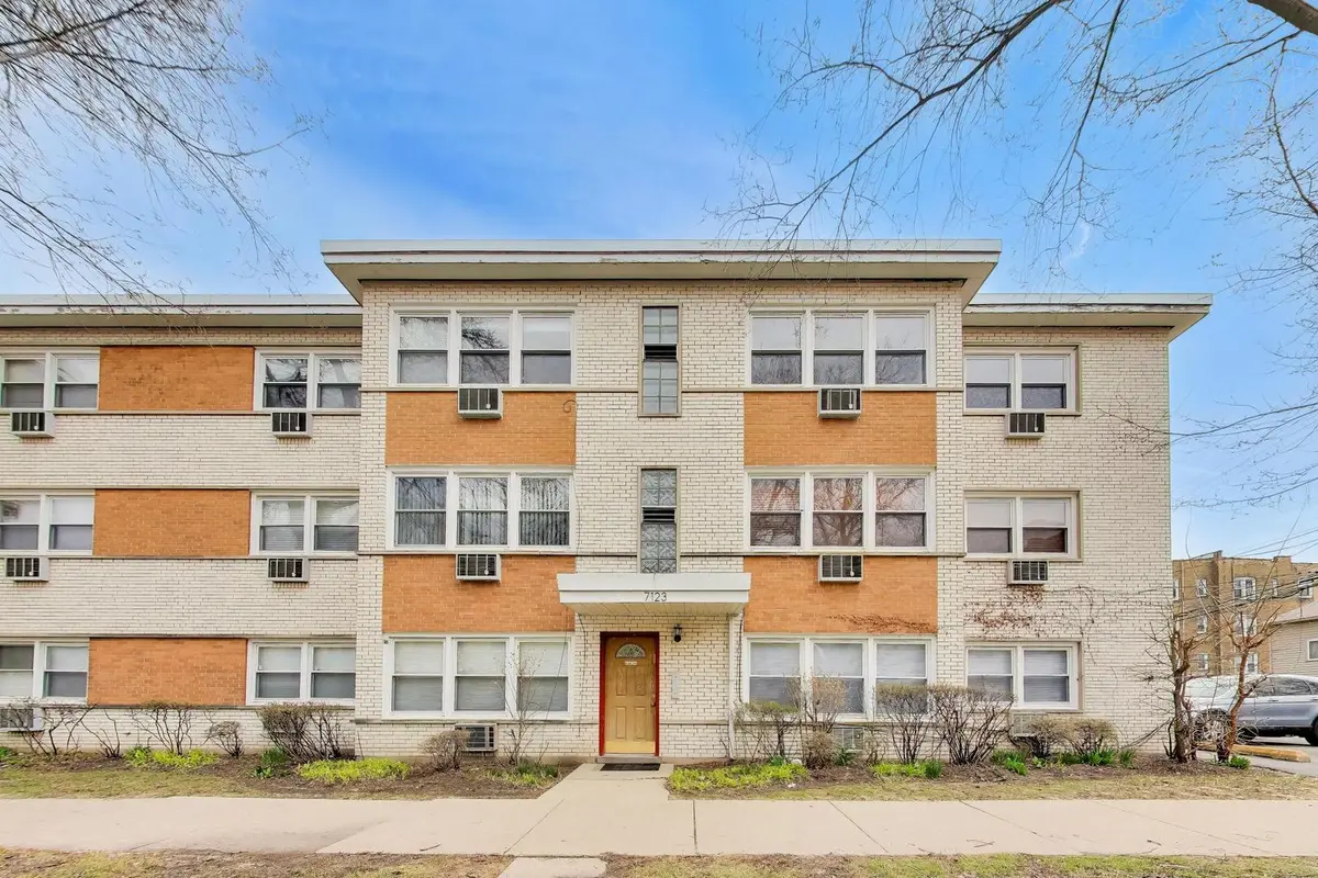 7123 N Damen AVE #6E, Chicago, IL 60645