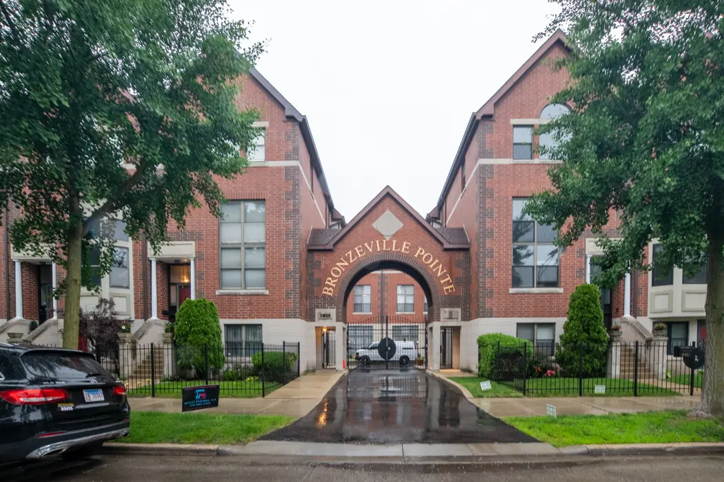 4414 S King DR #F, Chicago, IL 60653